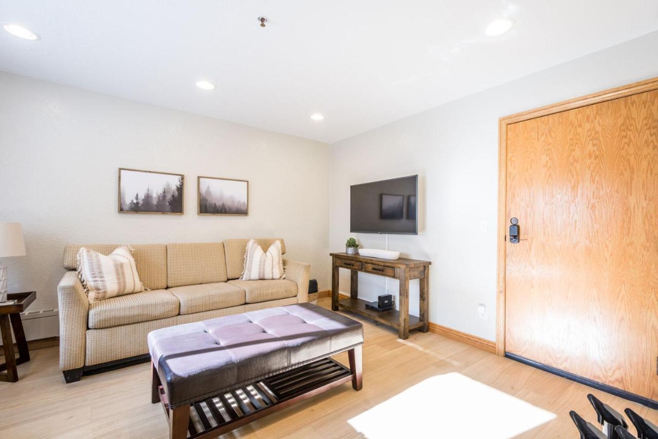 Powder Hound 1 Bedroom Brighton Chalet Bagian luar foto