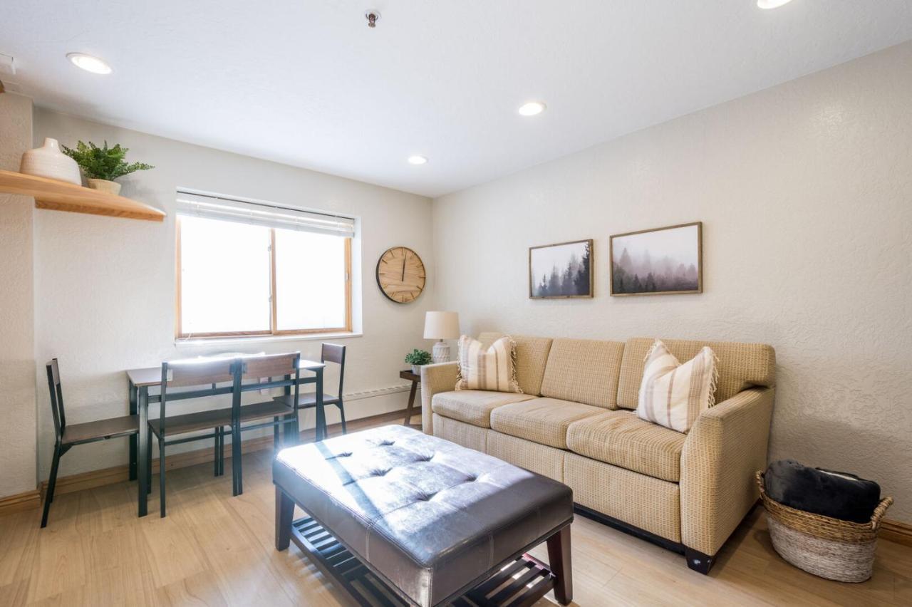 Powder Hound 1 Bedroom Brighton Chalet Bagian luar foto